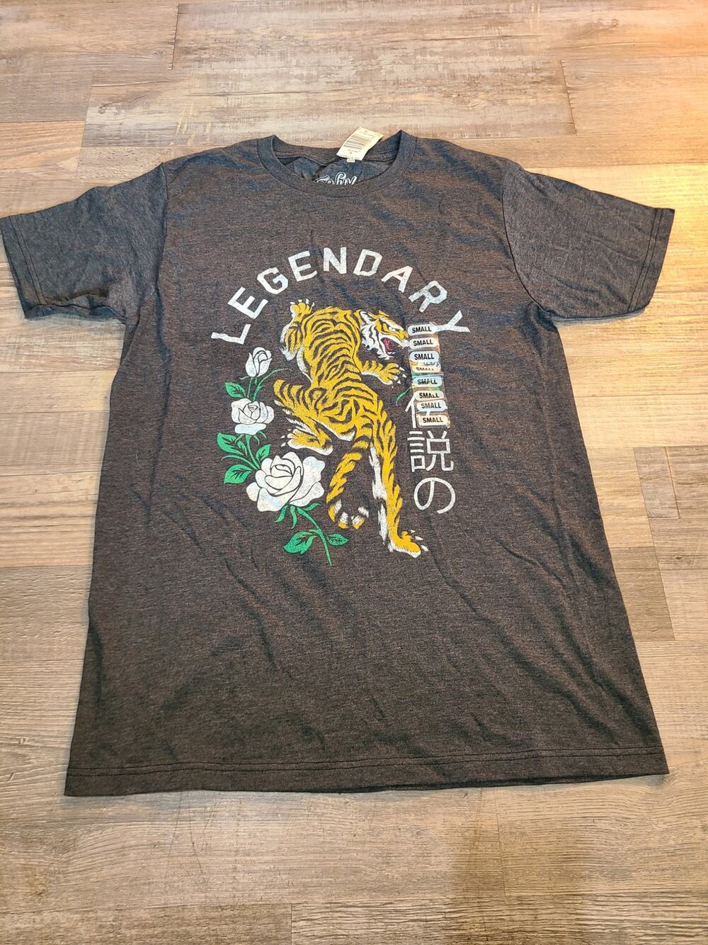 Tee luv small womens gray legendary tee new with tags